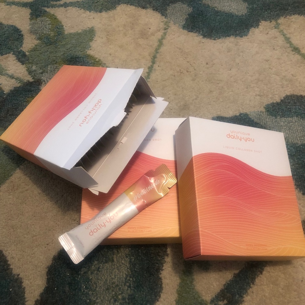 Younique Liquid Collagen Shots